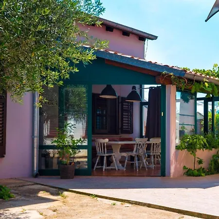 Ferienwohnung Fuer 4 Personen Ca 164 Qm In Pula, Istrien Istrische Riviera